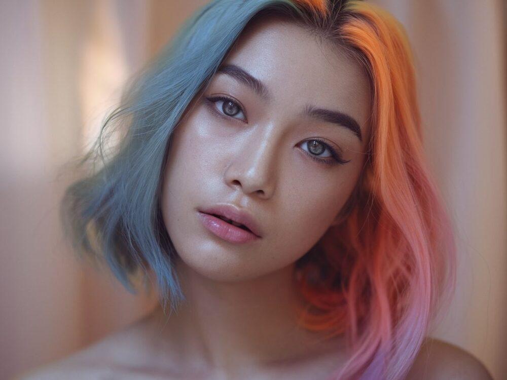 szare oczy i próbki kolorów włosów